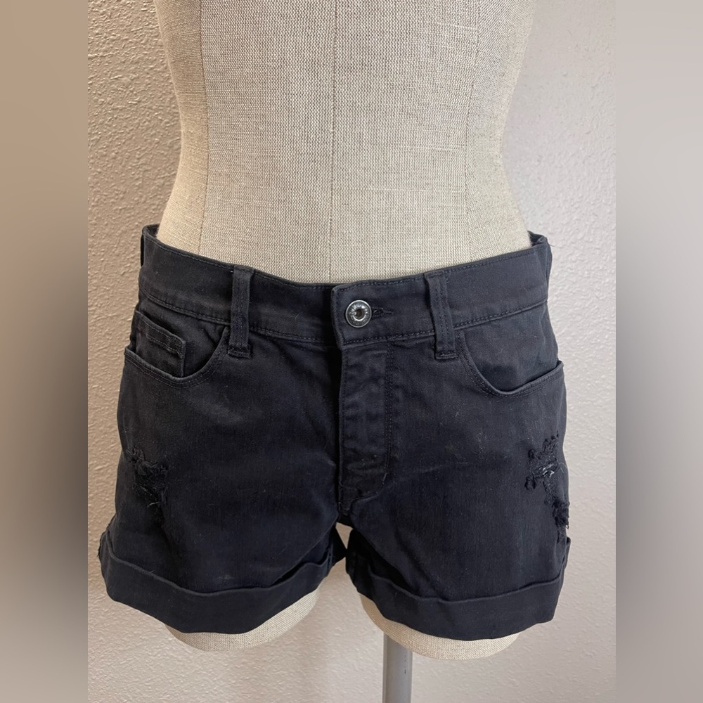 Sneak Peek Jean Stretch Cuff Distressed Short